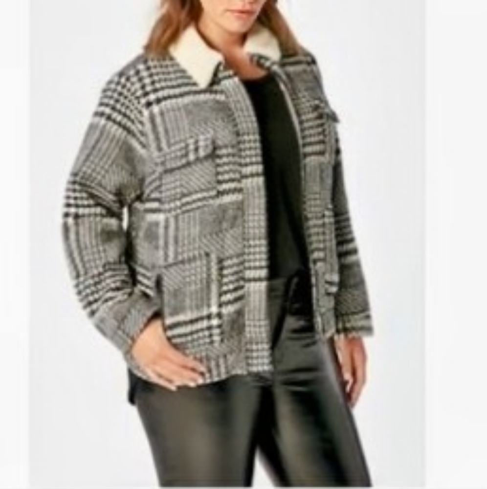 Plaid Sherling Collared Jacket